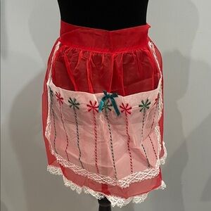 Red and White Women's Christmas cooking apron with pockets & lace trim